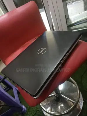 New Laptop Dell Latitude 15 3580 4GB Intel Core 2 Quad HDD 250GB