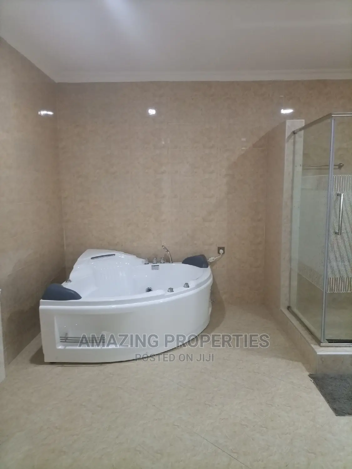 Furnished 5bdrm House in Amazing Properties, East Legon for Sale