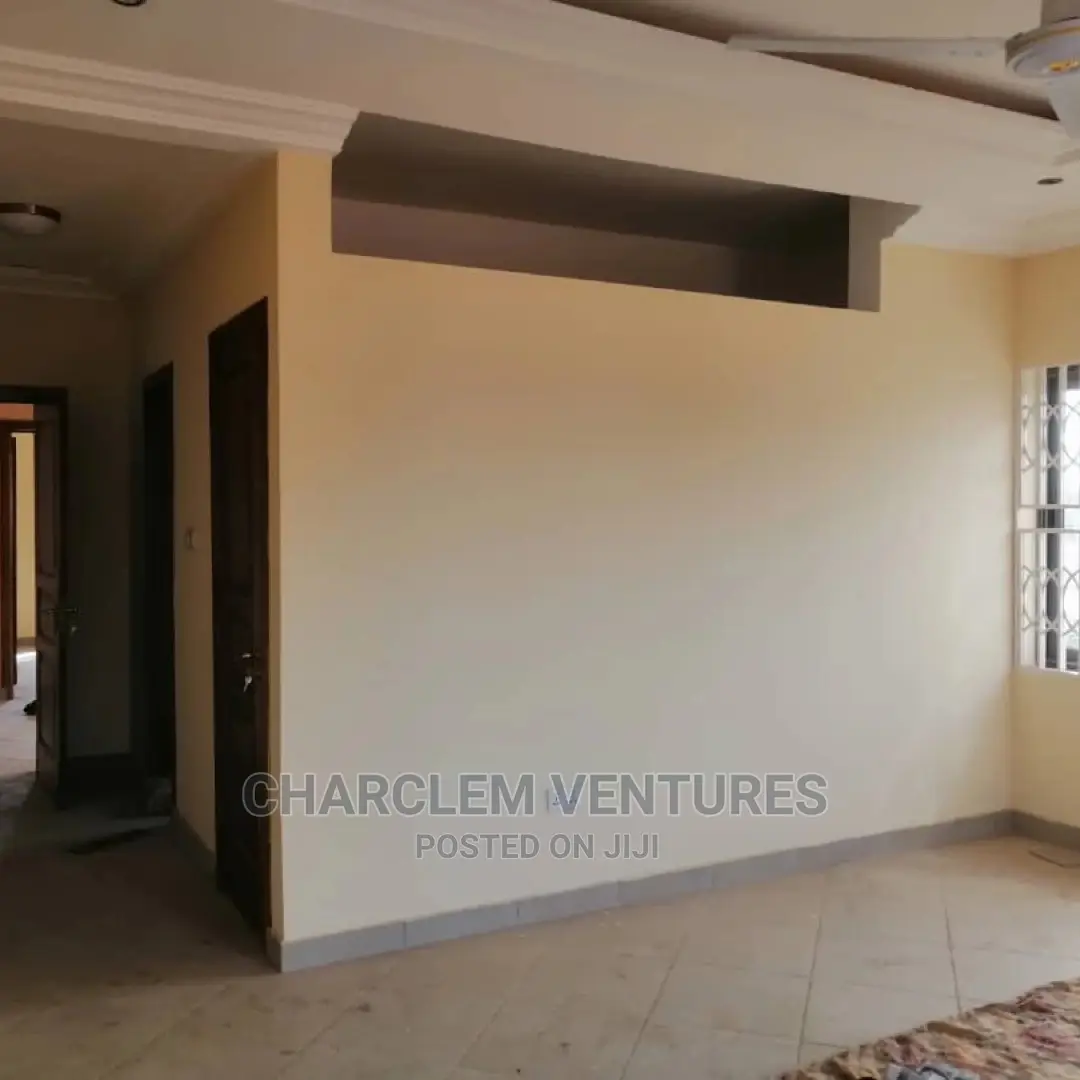 3bdrm House in East Legon for Rent
