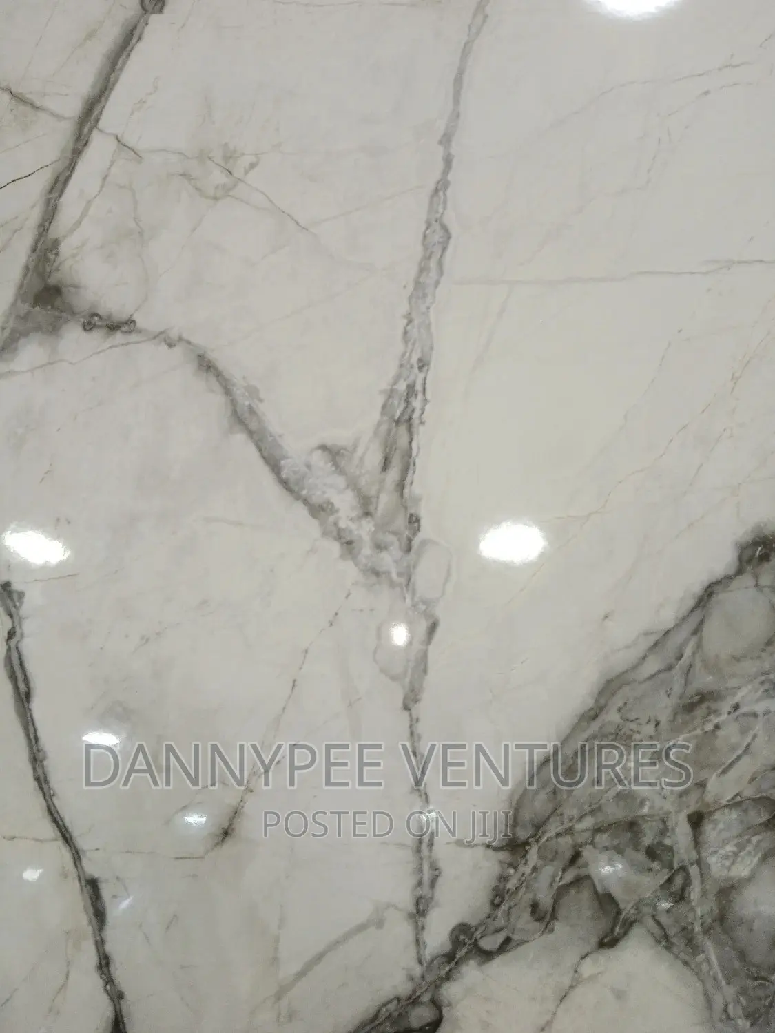 Polished Porcelain Spanish Tiles