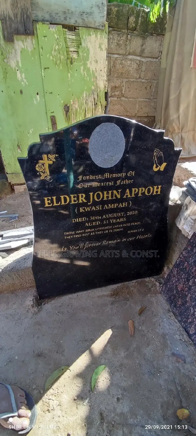 Granite / Porcelain Headstone