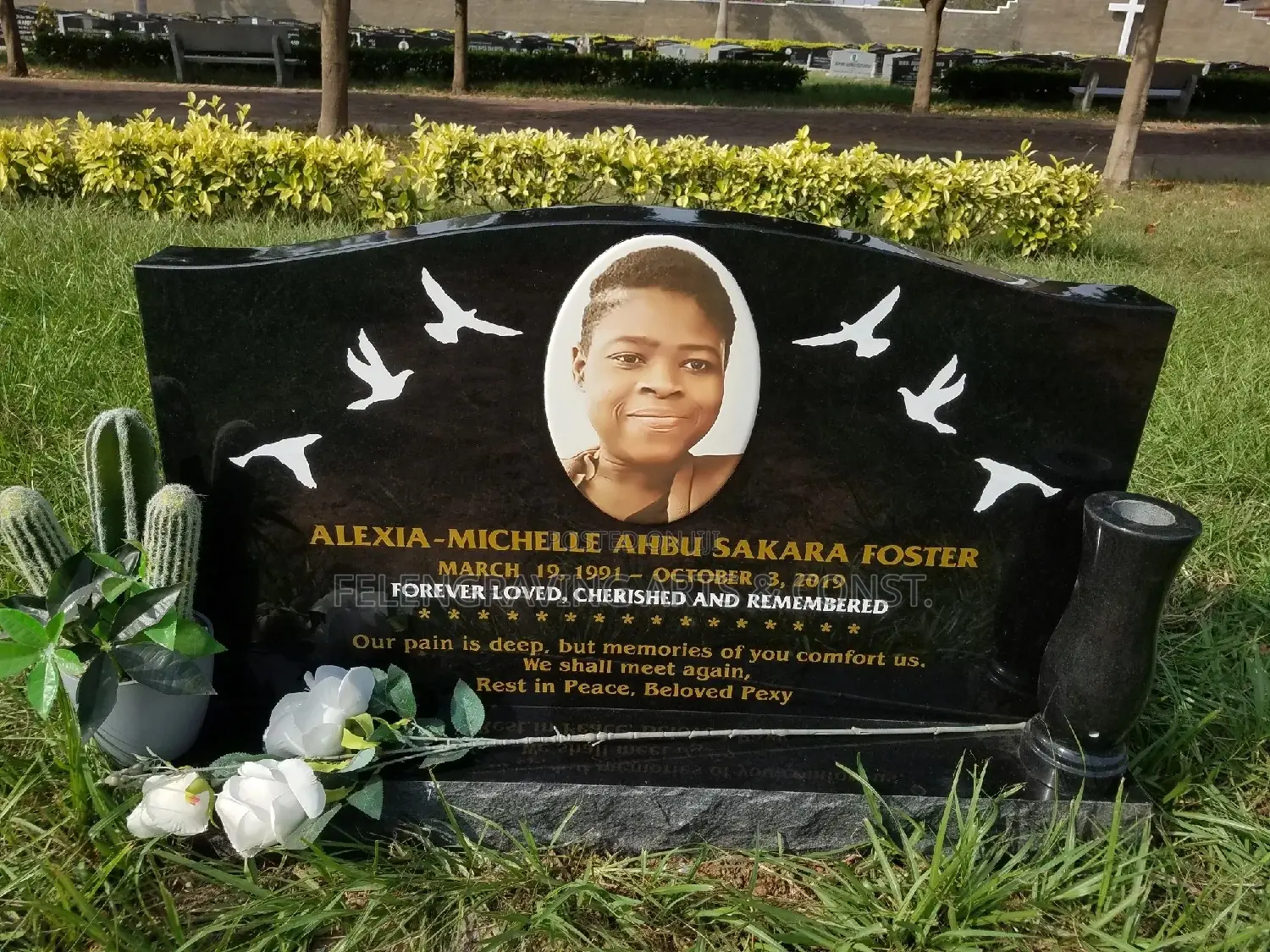 Granite / Porcelain Headstone
