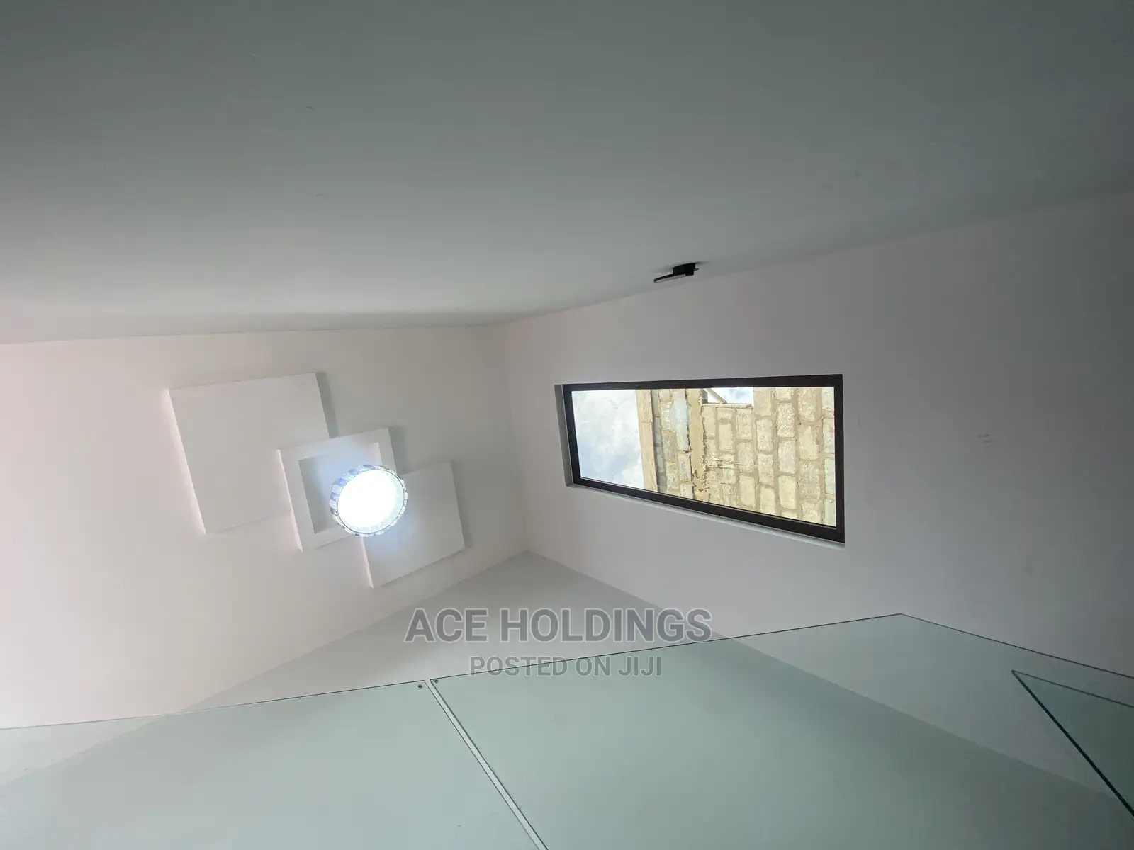 6bdrm Mansion in East Legon for sale