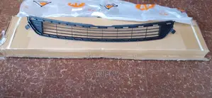 Front Grille OEM Rav4 2013, 2014, 2015 Shells