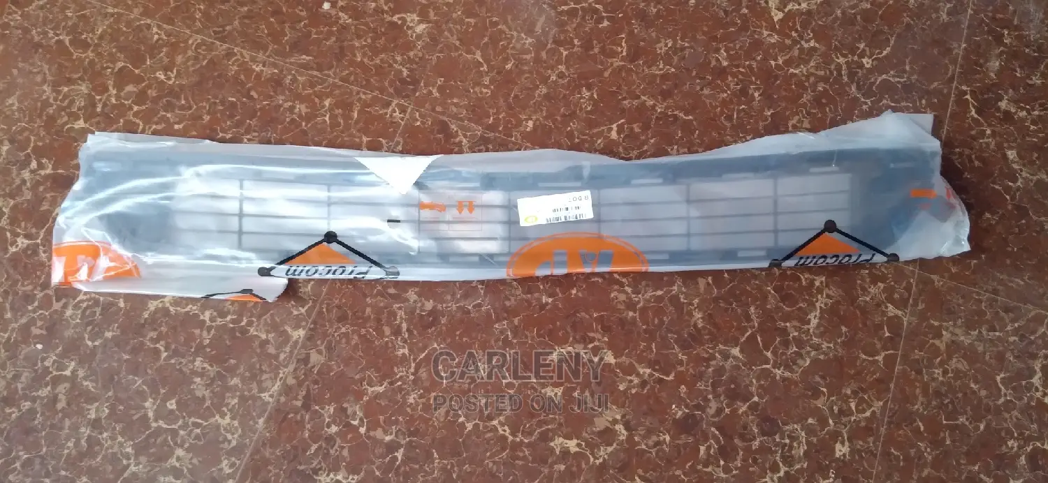 Front Grille OEM Rav4 2013, 2014, 2015 Shells