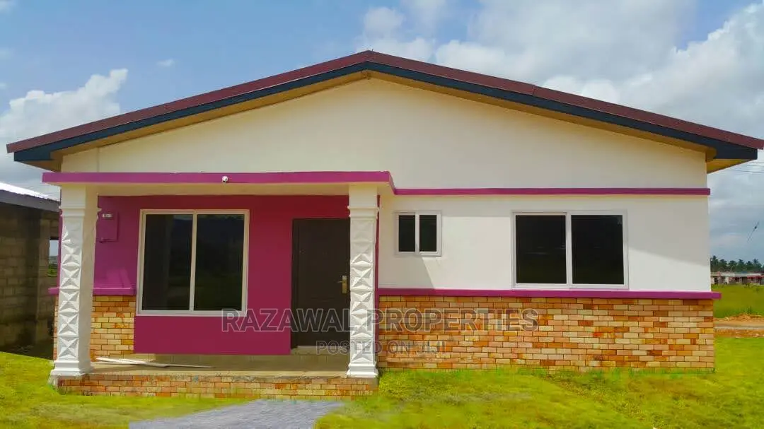 2bdrm House in Amasaman Satellite, Accra Metropolitan for sale