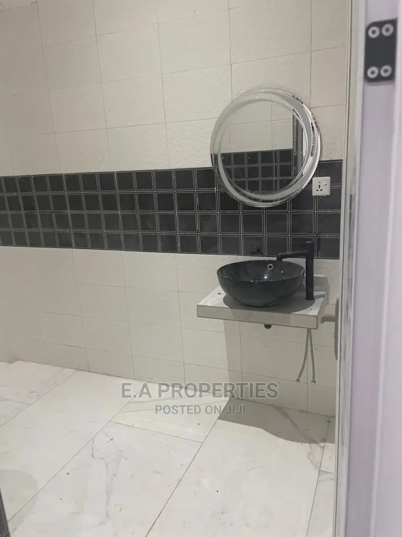 3bdrm House in E a Properties, Asore Junction for Sale