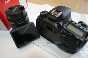 Canon Eos 90d Dslr Camera With 18-135mm Kit Lens