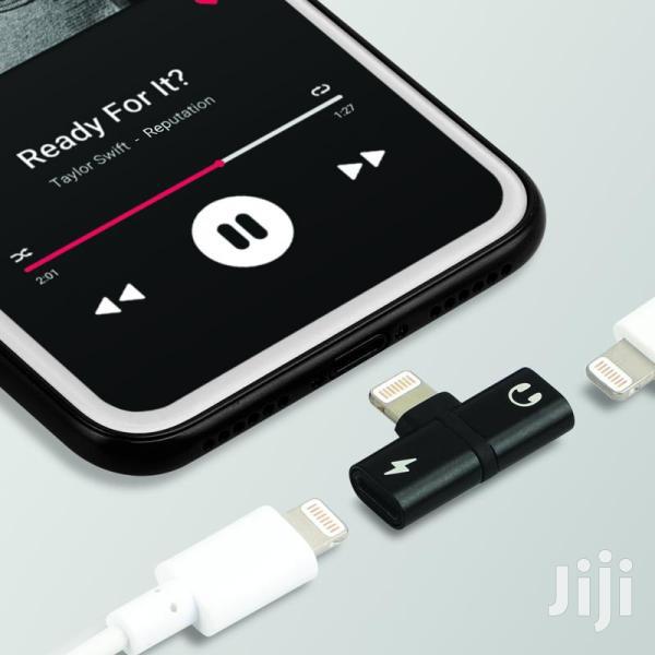 Promate Ihinge-Lt 2-In-1 Charging Adaptor+Light Connector