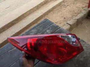 Sonata 2012 Taillights