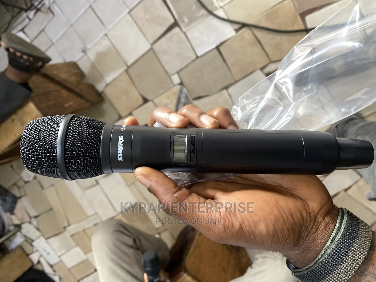 Shure Adx 400