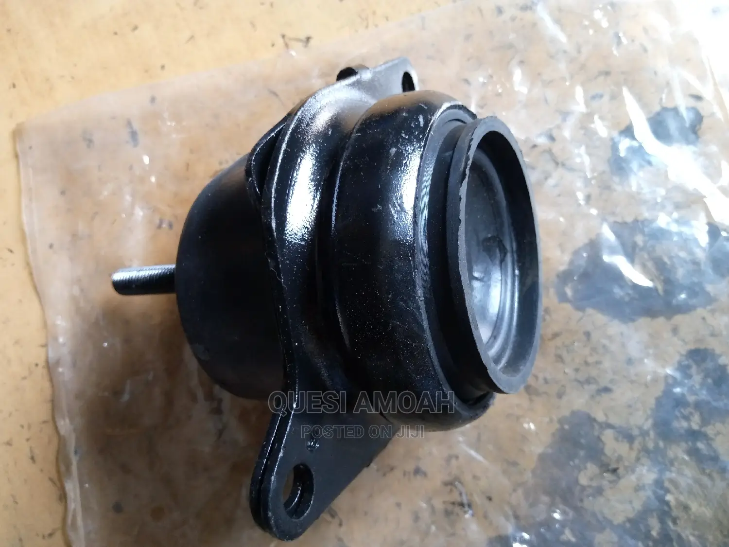 Ford Explorer.3L L4 Engine Motor Mount / Seat.