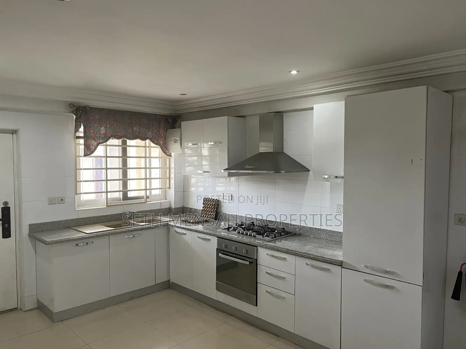 Furnished 3bdrm Apartment in 3 Bedroom Apartment for rent