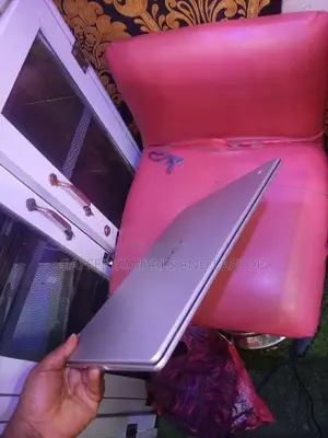 New Laptop Asus A42JB 4GB Intel SSHD (Hybrid) 60GB