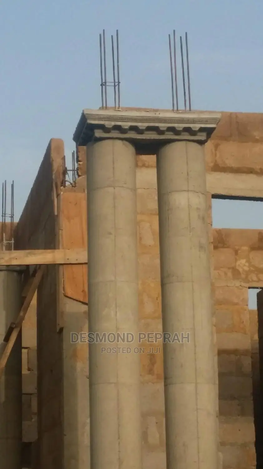 Plastic Moulding Pillars