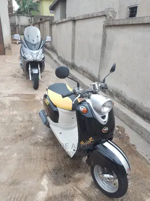 Piaggio Scooter 2020 Silver