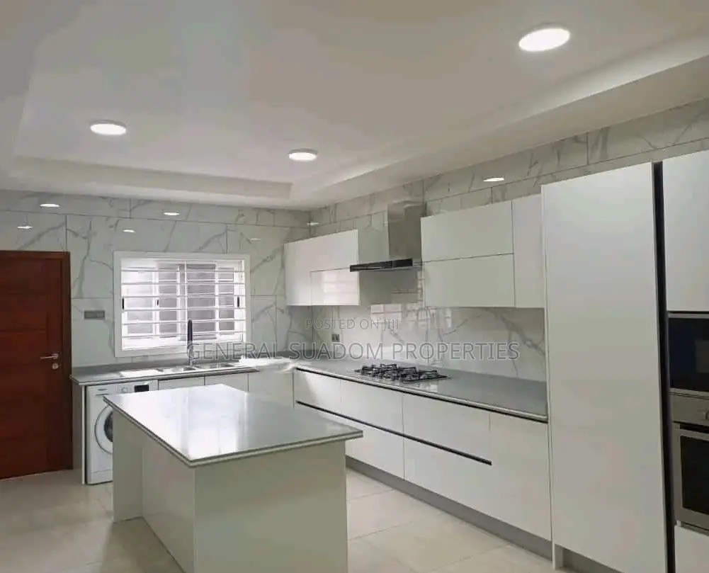 3bdrm Duplex in Suadom Properties, Airport Residential Area for Sale