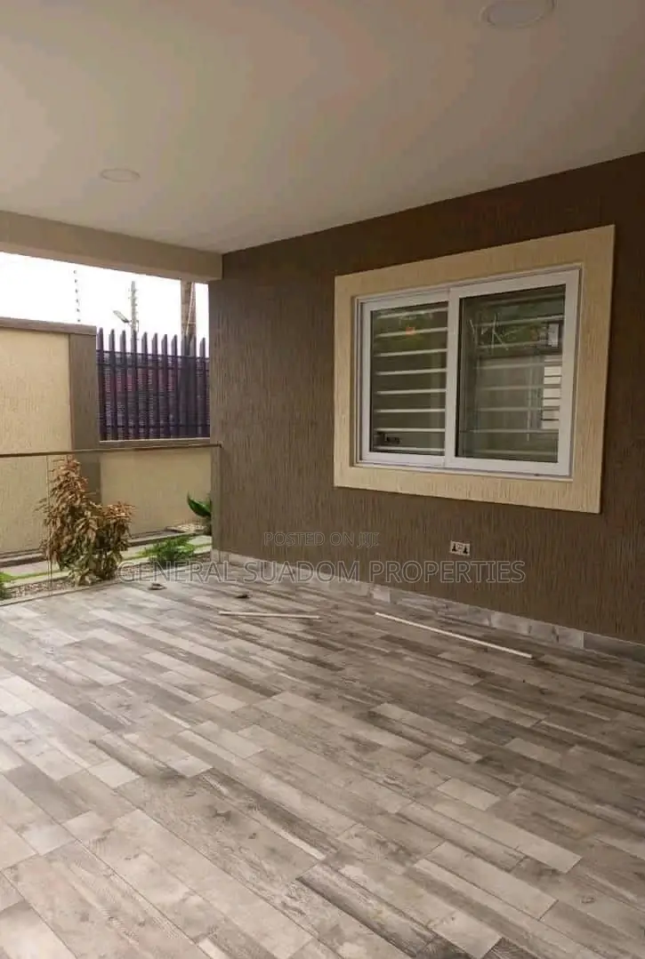 3bdrm Duplex in Suadom Properties, Airport Residential Area for Sale