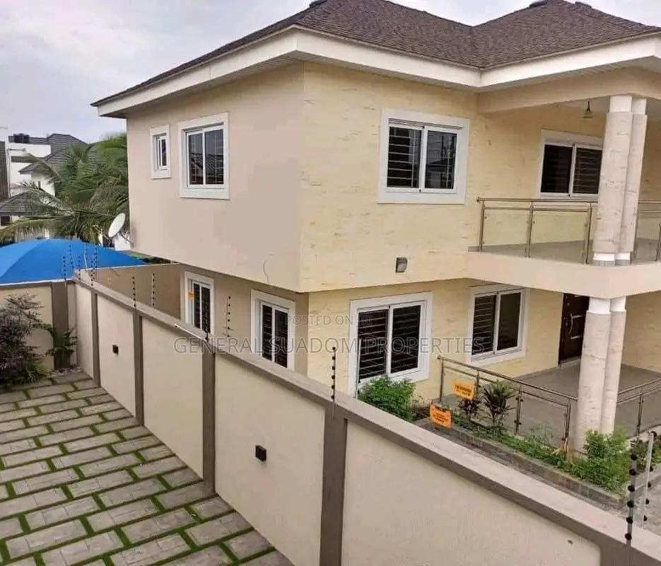 3bdrm Duplex in Suadom Properties, Airport Residential Area for Sale