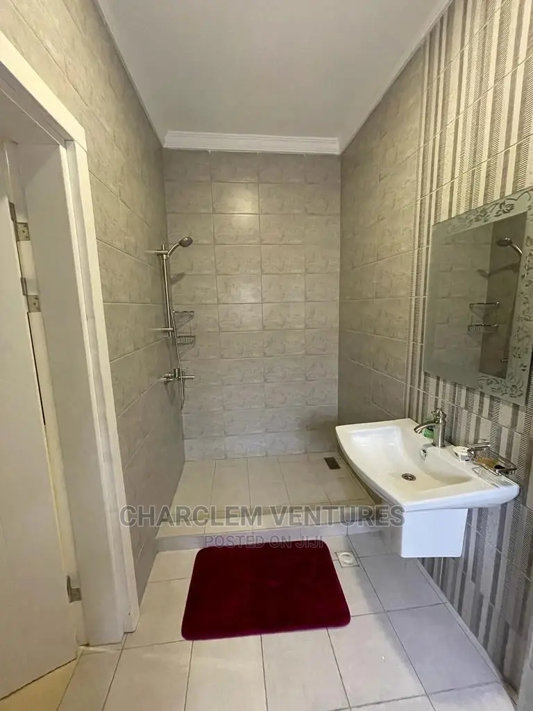 Furnished 2bdrm Apartment in Osu for Rent