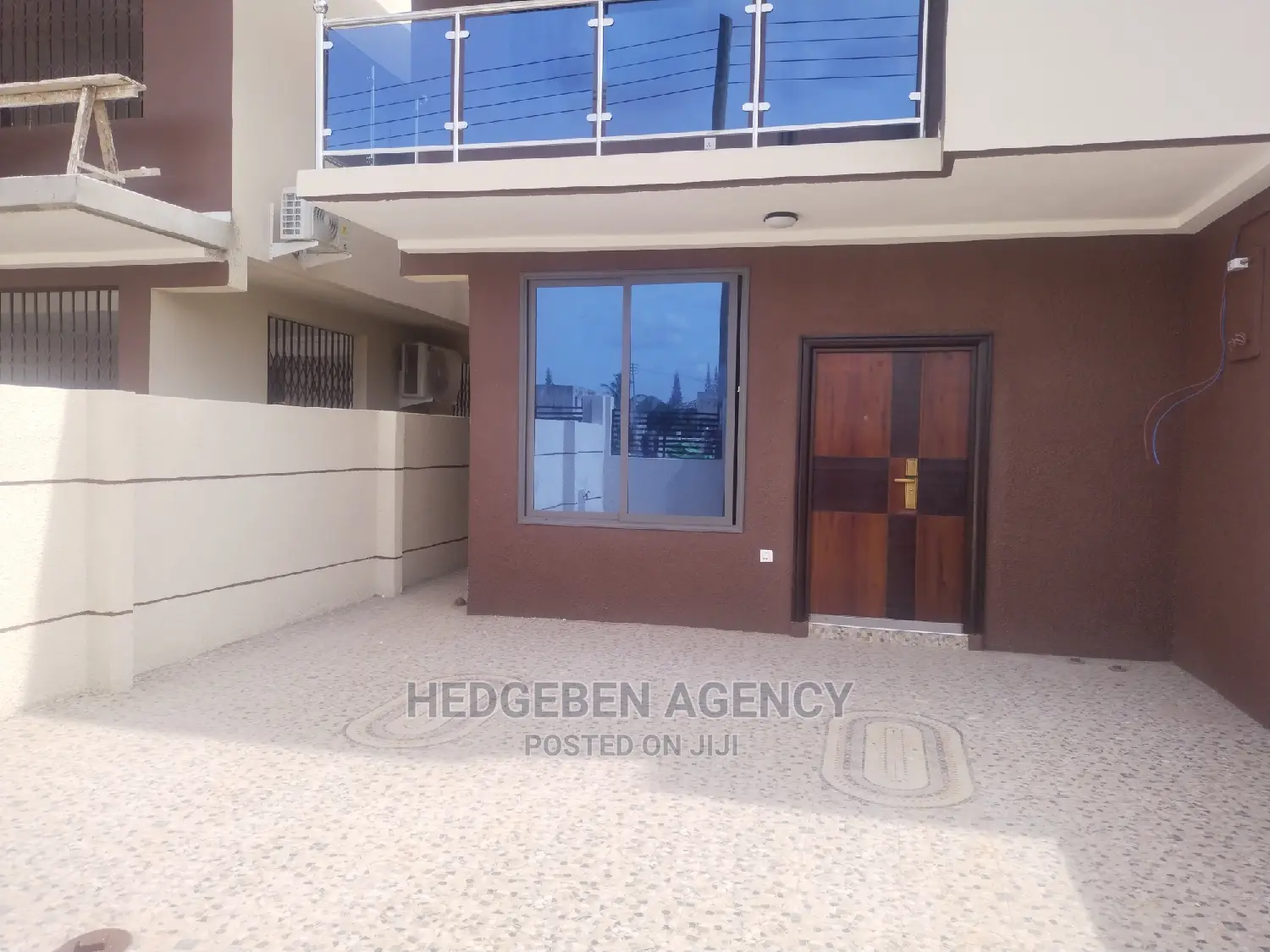 3bdrm Duplex in Oyarifa for rent