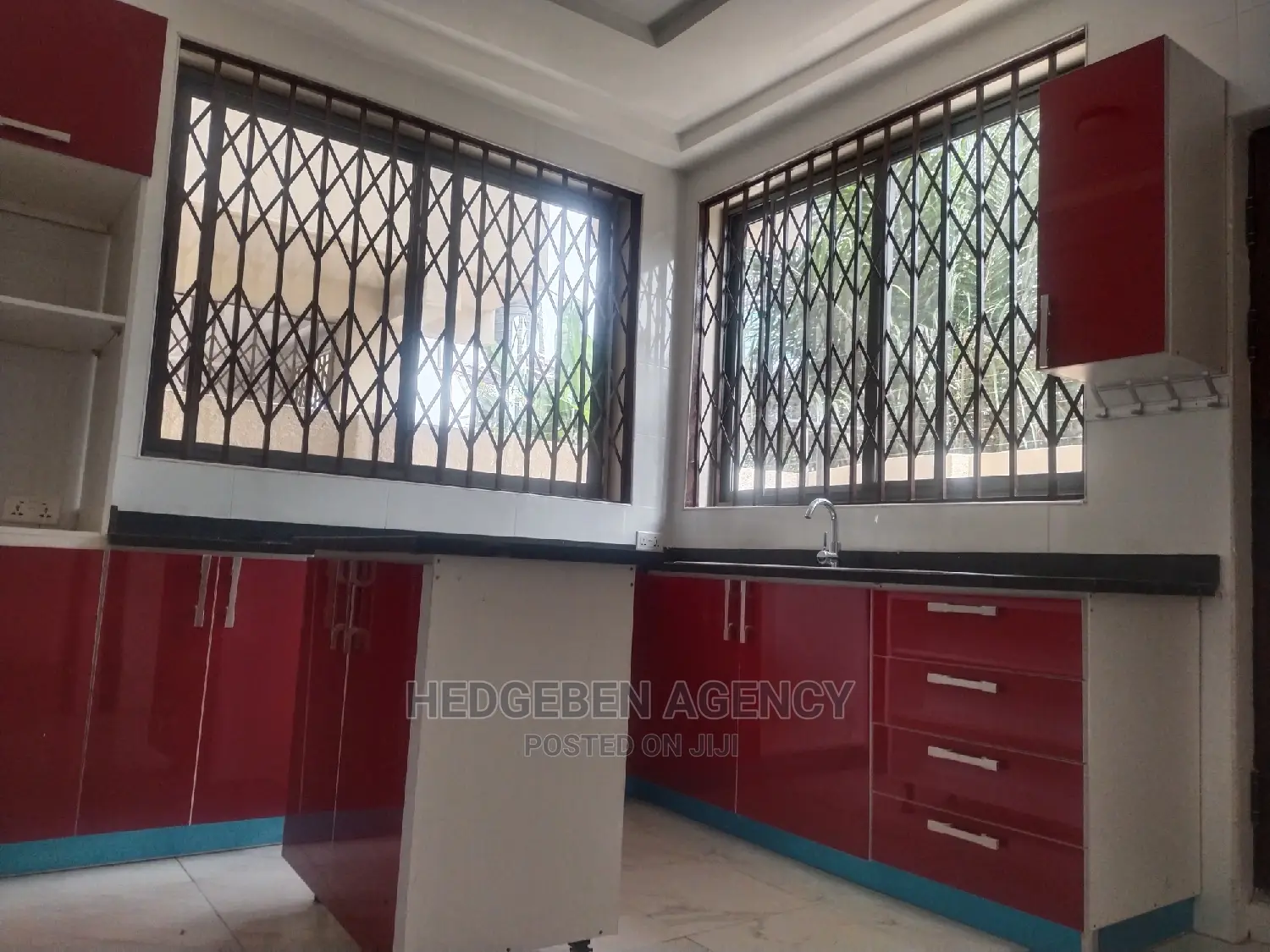 3bdrm Duplex in Oyarifa for rent