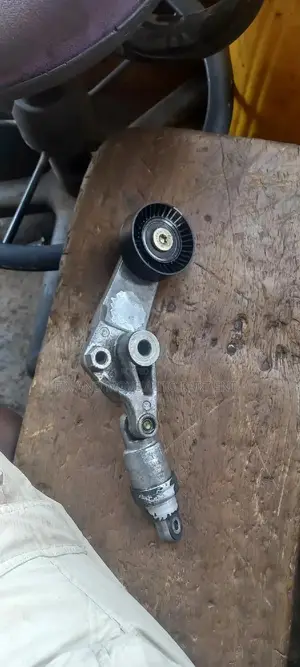 Toyota Corolla 1998-2008 Belt Adjustor/Tensioner in Stock
