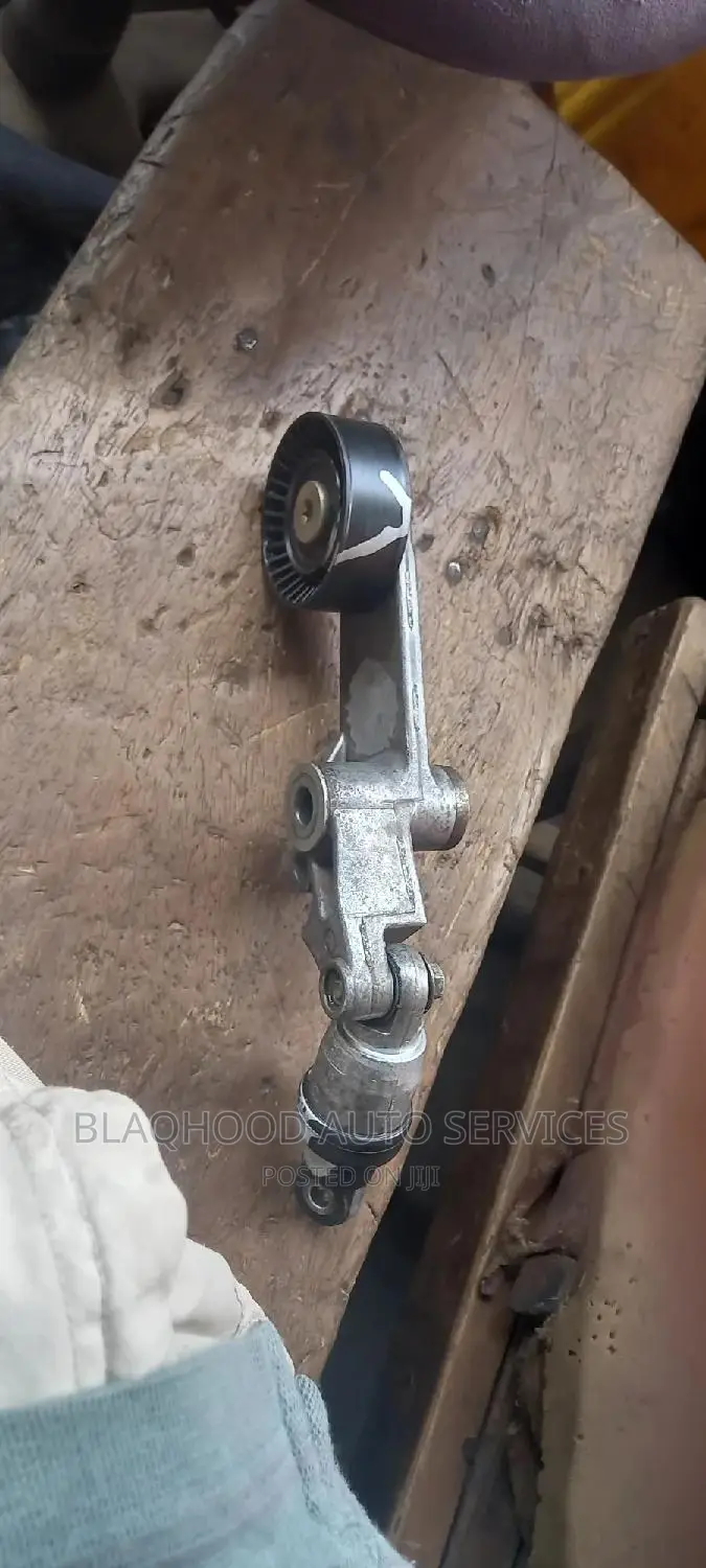 Toyota Corolla 1998-2008 Belt Adjustor/Tensioner in Stock