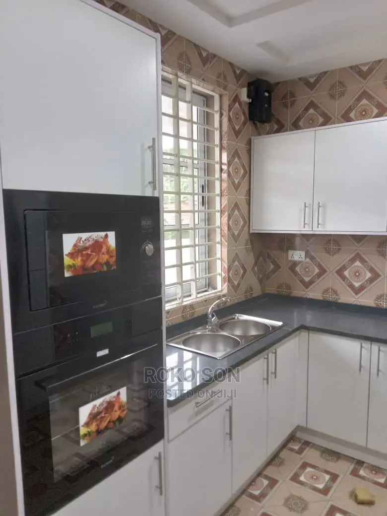 4bdrm Duplex in Dr Roko, CFC Estates for sale