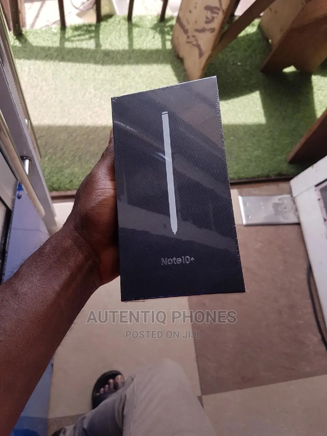 New Samsung Galaxy Note 10 Plus 256 GB Silver
