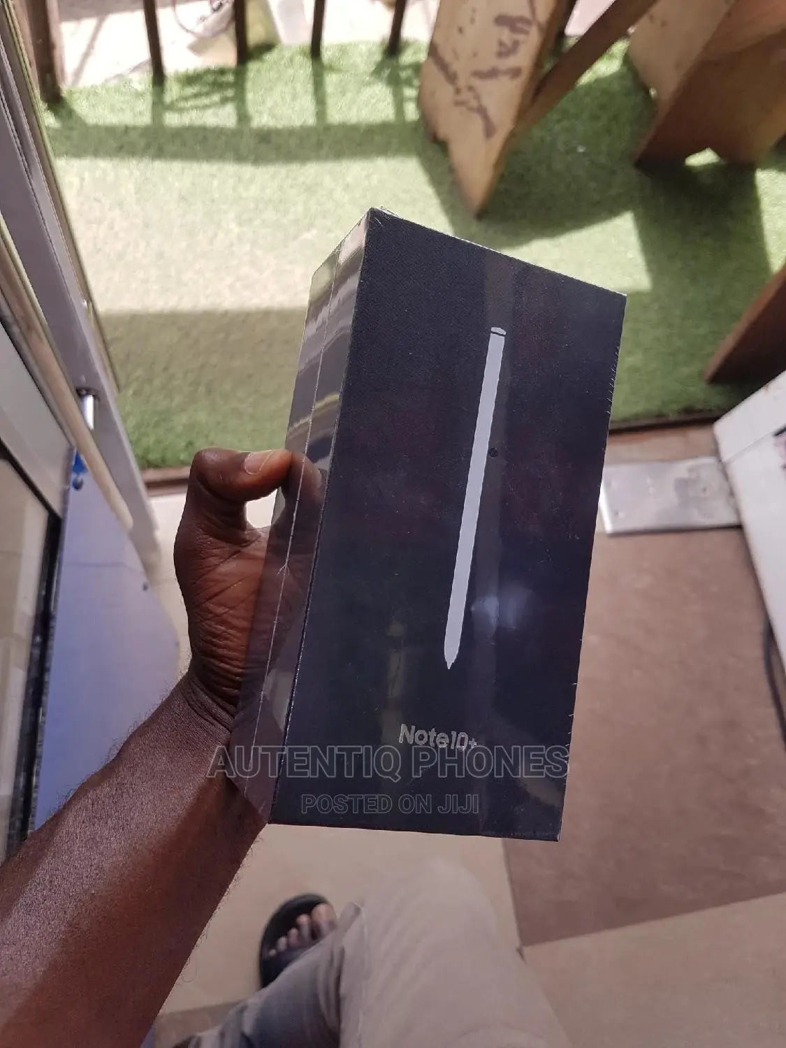 New Samsung Galaxy Note 10 Plus 256 GB Silver
