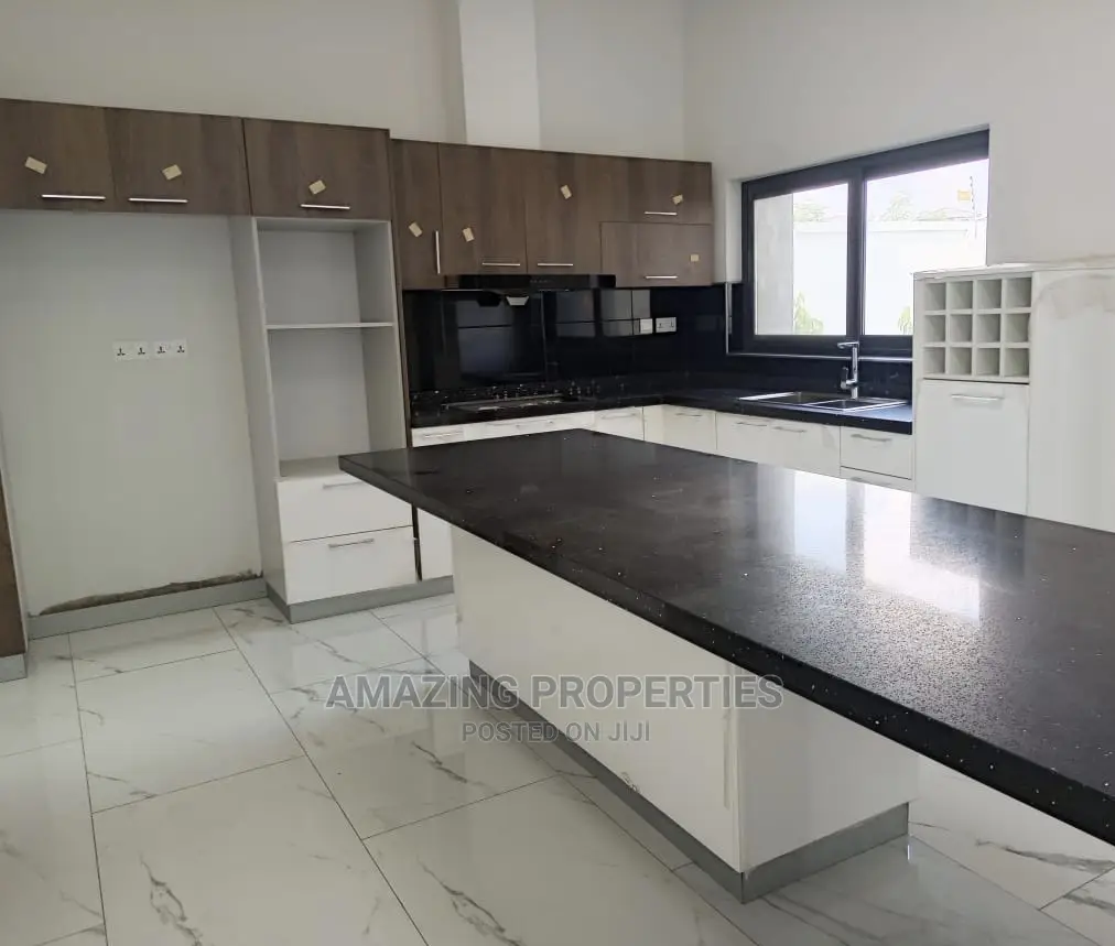 4bdrm House in Tseaddo for sale