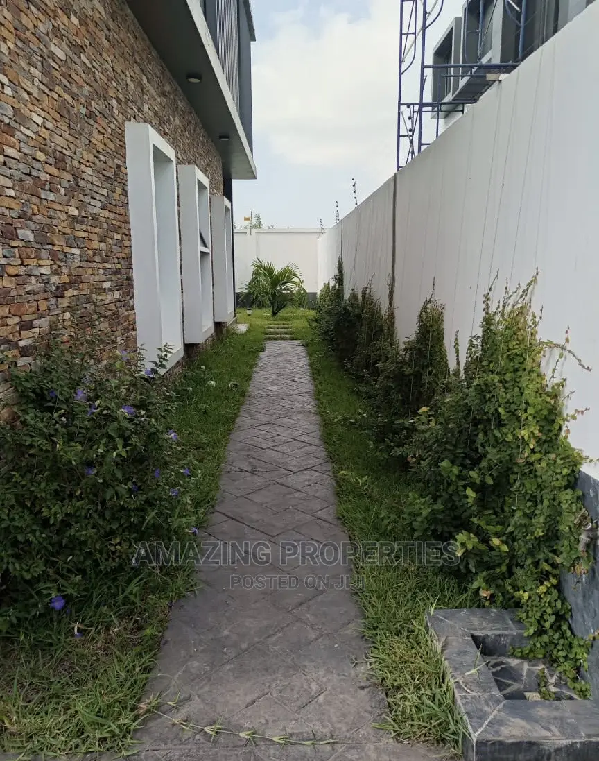4bdrm House in Tseaddo for sale