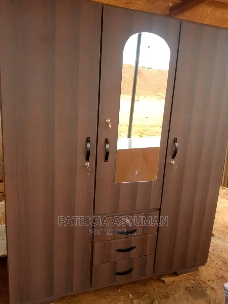 Quality 31n1 Wardrobe