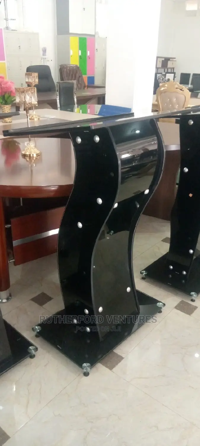 Glass Pulpit