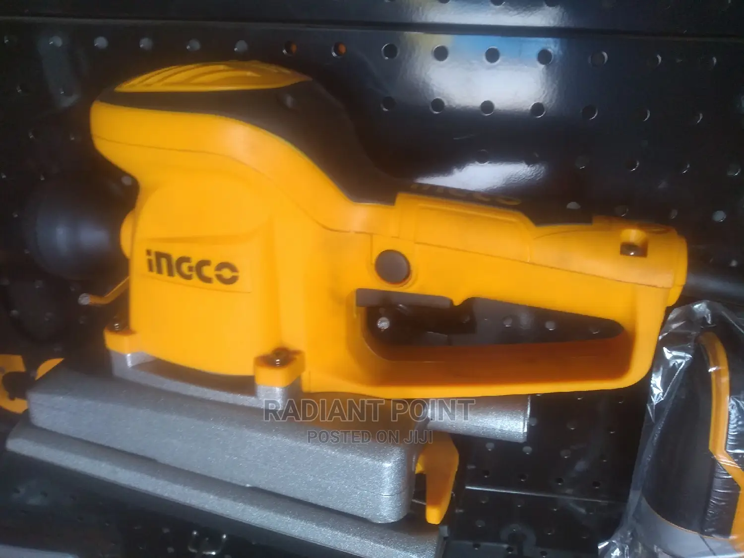 Ingco Professional Finishing Sander