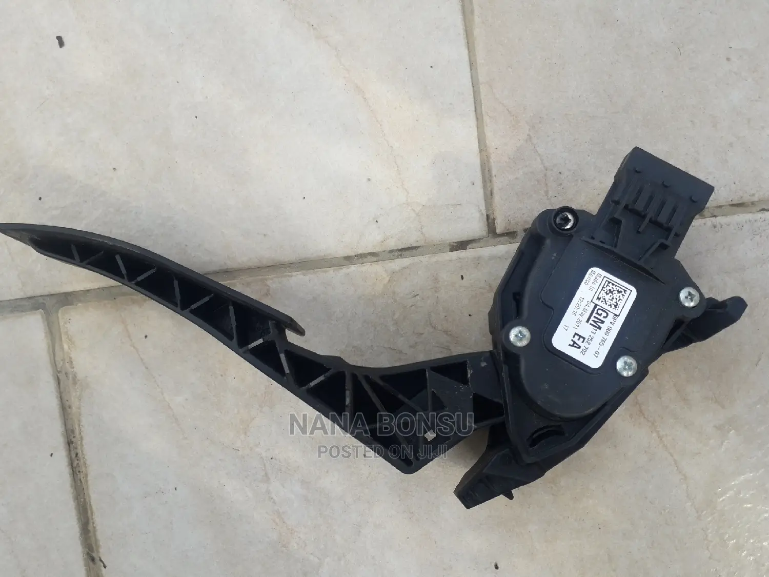 2012- 2016 Chevrolet Cruze Accelerator Paddle and Motor