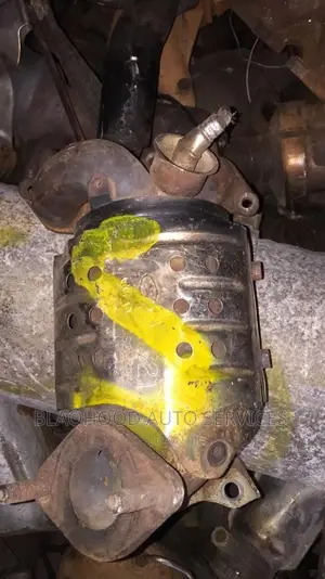 Toyota Vitz/Yaris 2011-2014 Catalytic Converter for Sale