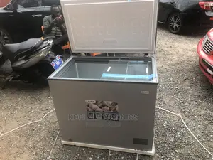 Quiet Operated Pearl PCF-290 251L Single Door Chest Freezer