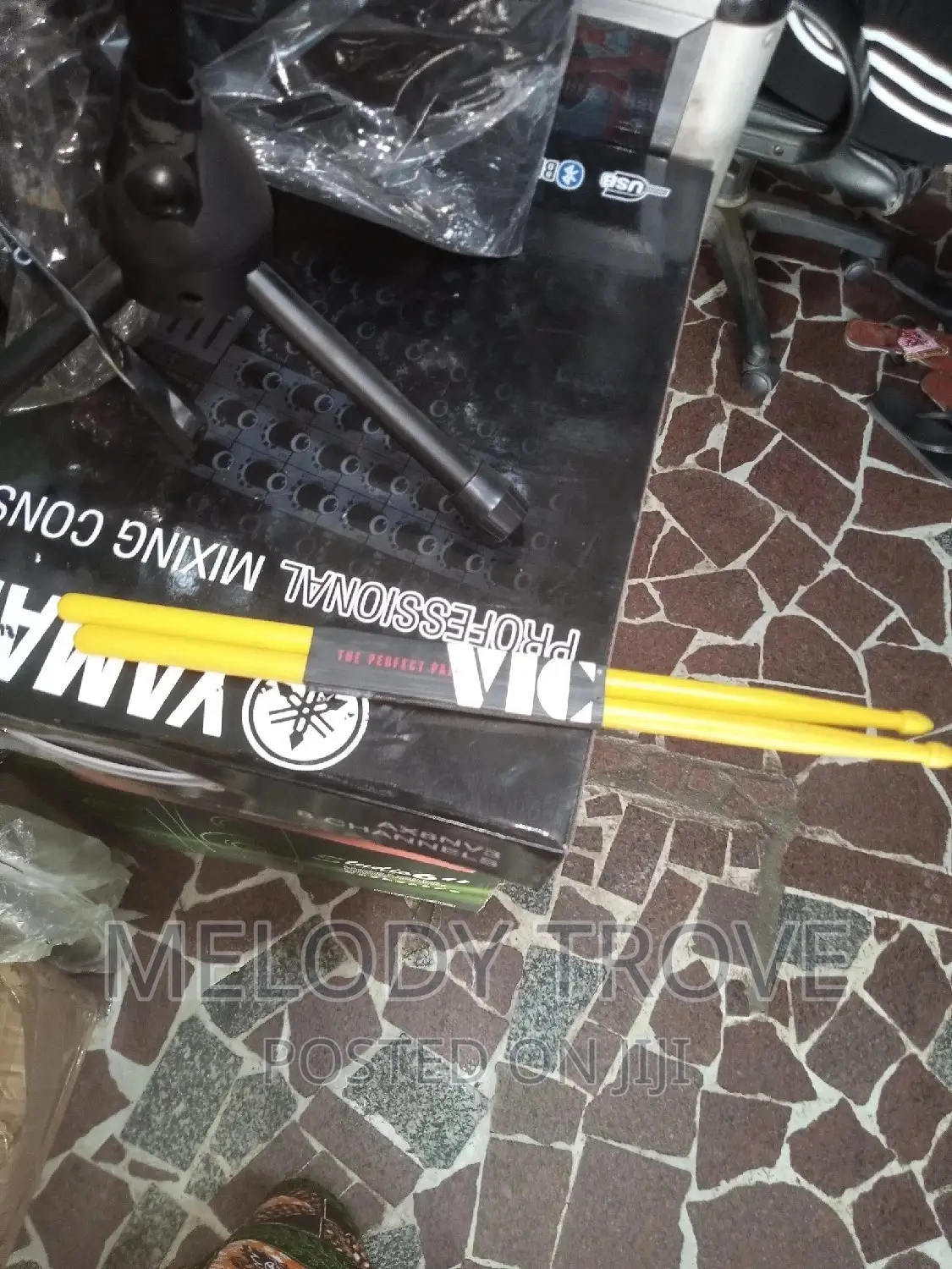 VIC Rubber Drum Sticks