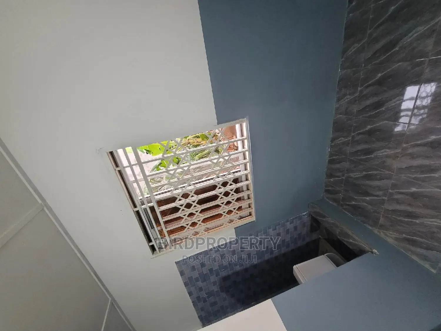 1bdrm Room & Parlour in Birdproperty, East Legon for rent