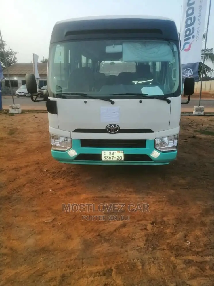Car for Rent. Buses for Rent in Ghana Funeral Wedding Tours