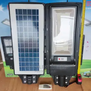 600W LED Solar Street Light With Remote- Black