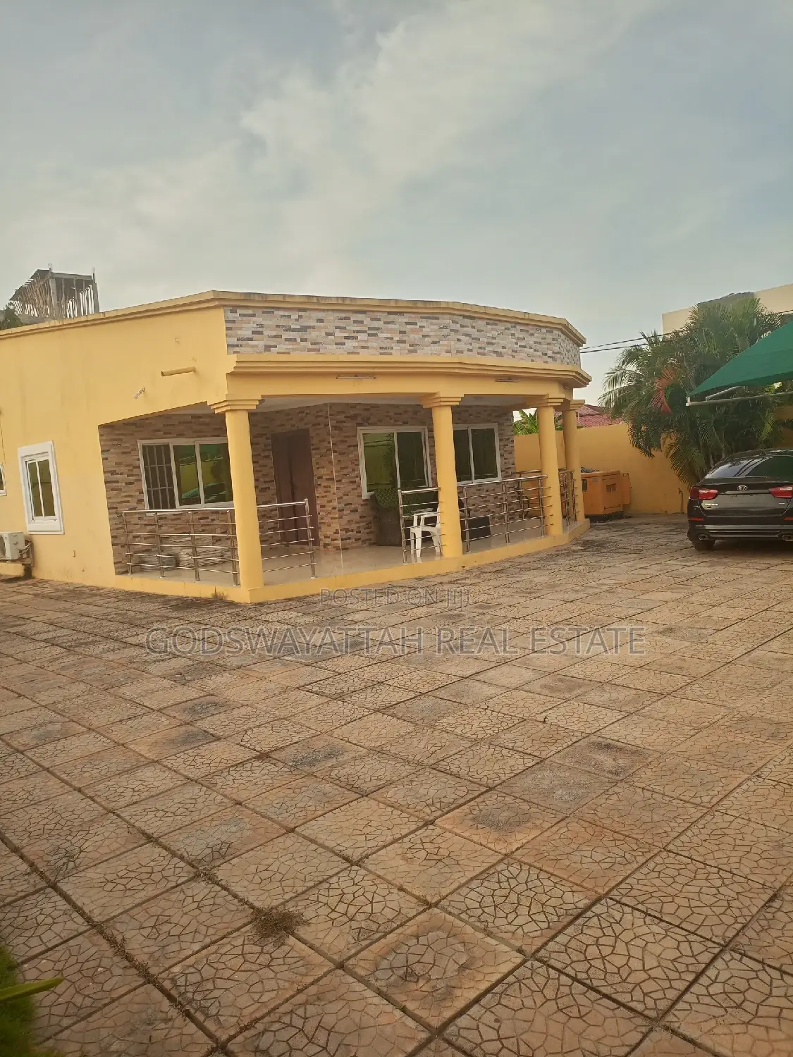 3bdrm House in East Legon for rent