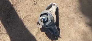 Hyundai Tucson/Ix 35 2010-2013 ENGINE SEAT/MOUNT in Stock