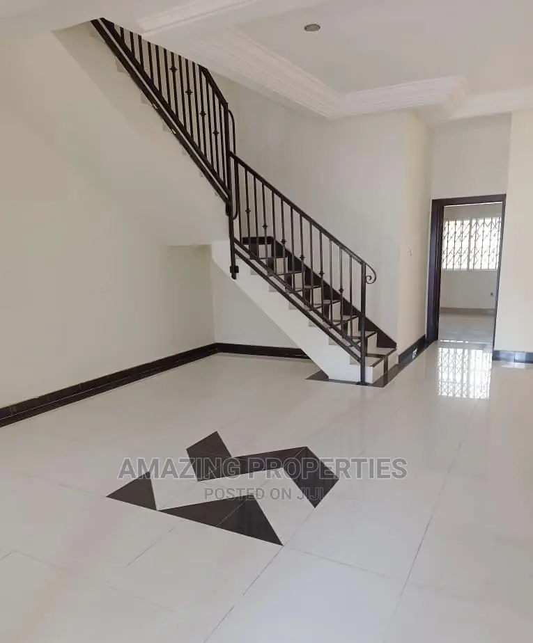 4bdrm House in Cantonments for Sale