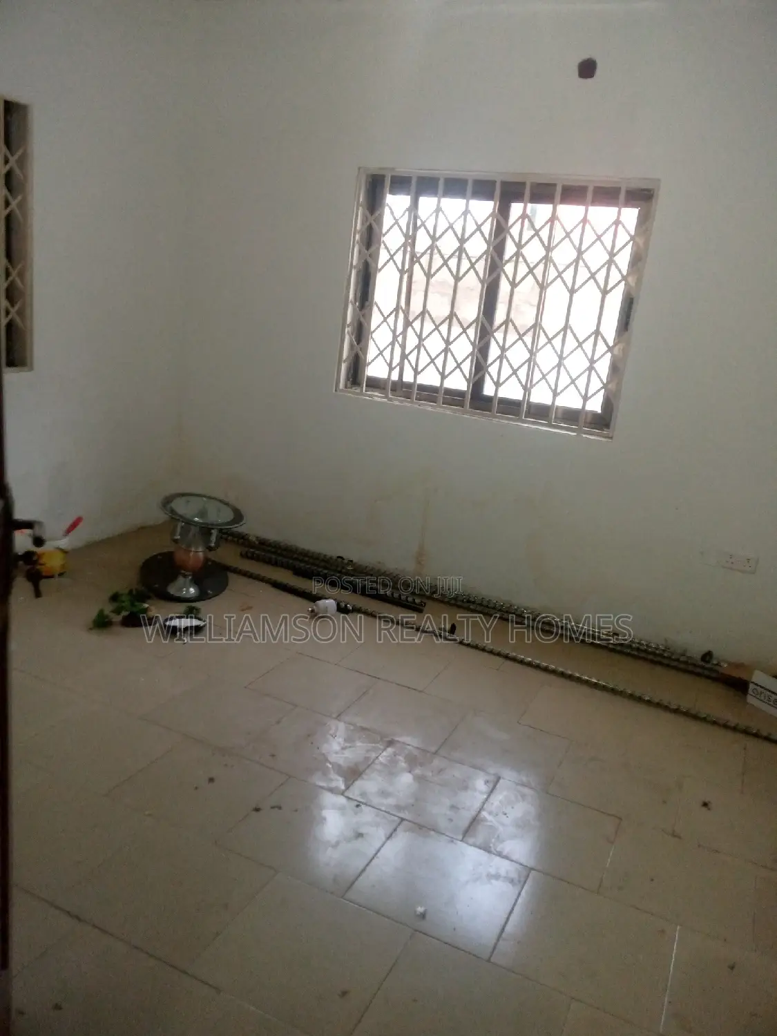 4bdrm Apartment in Community 18, Spintex for rent