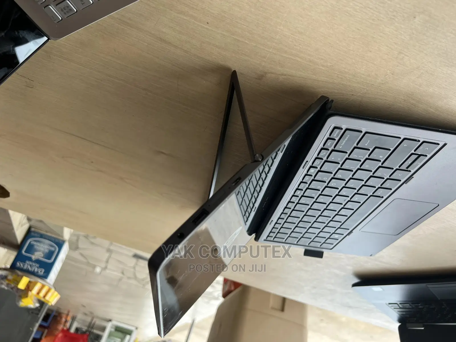 Laptop HP Pro X2 612 G2 8GB Intel Core I5 SSD 256GB
