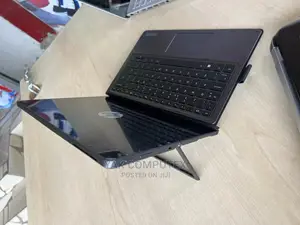 Laptop HP Pro X2 612 G2 8GB Intel Core I5 SSD 256GB