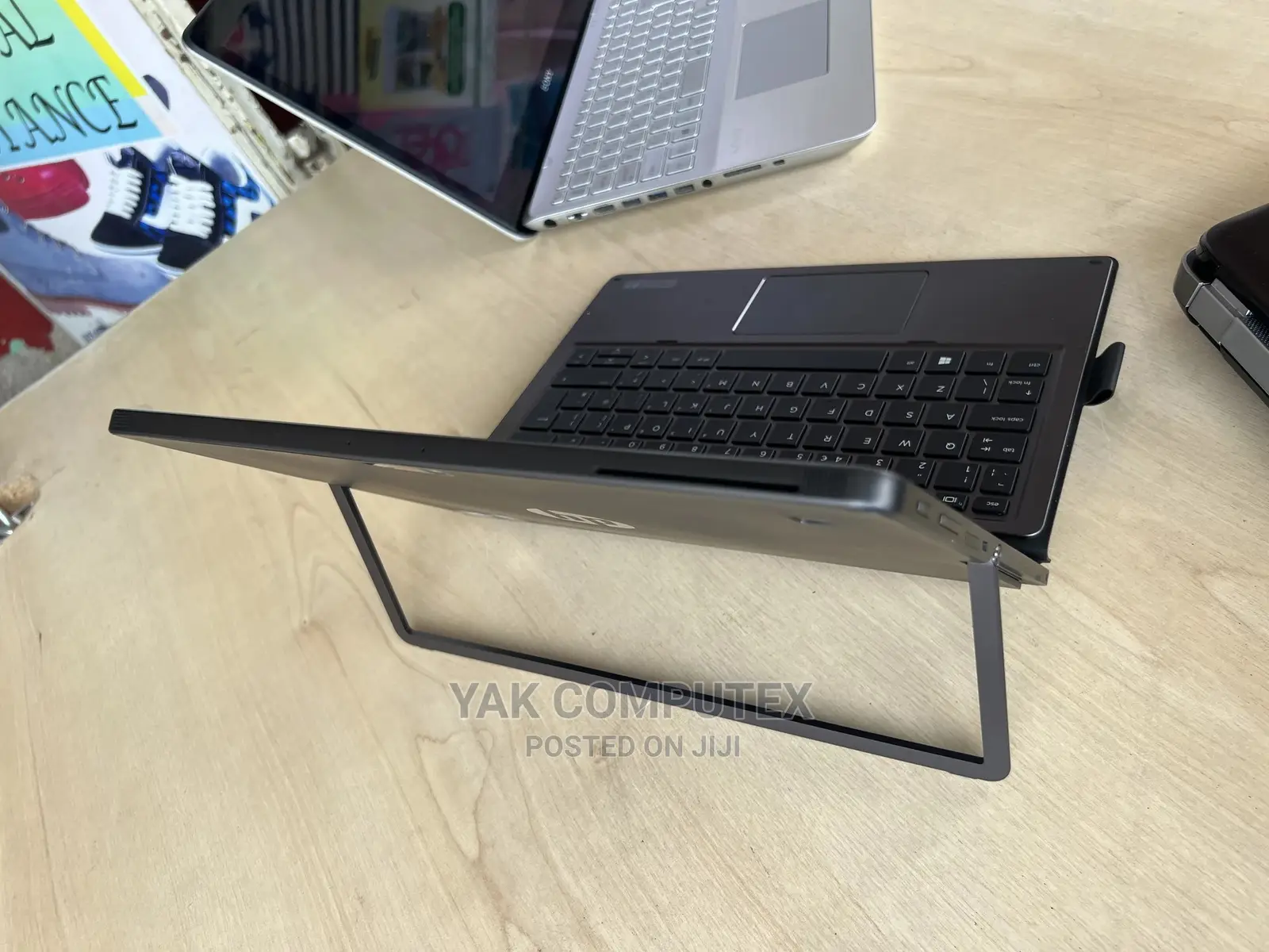 Laptop HP Pro X2 612 G2 8GB Intel Core I5 SSD 256GB